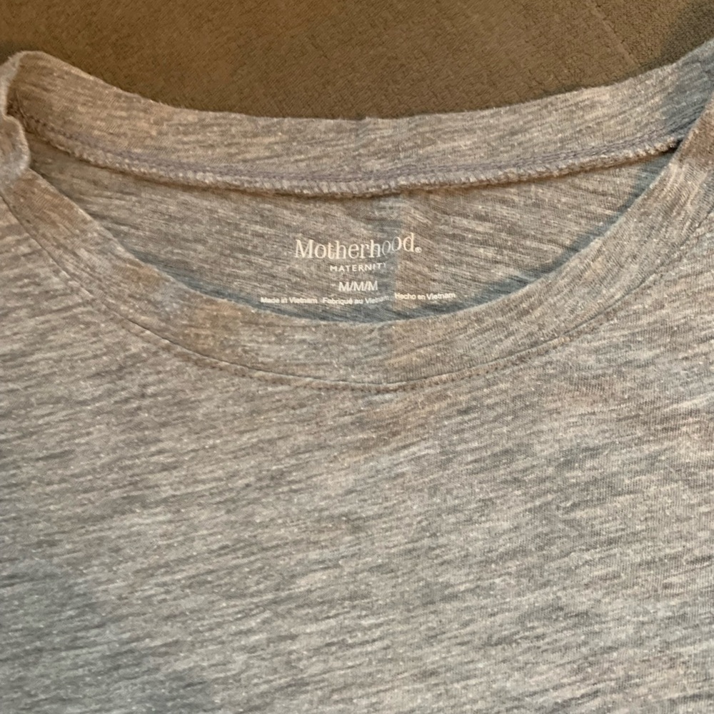 Maternity tee - Picture 2 of 2